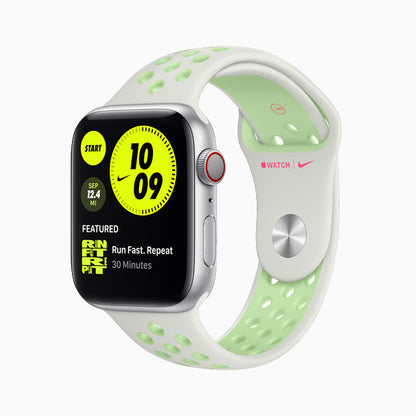 【Apple】 Watch Series 6 (44mm/GPS）